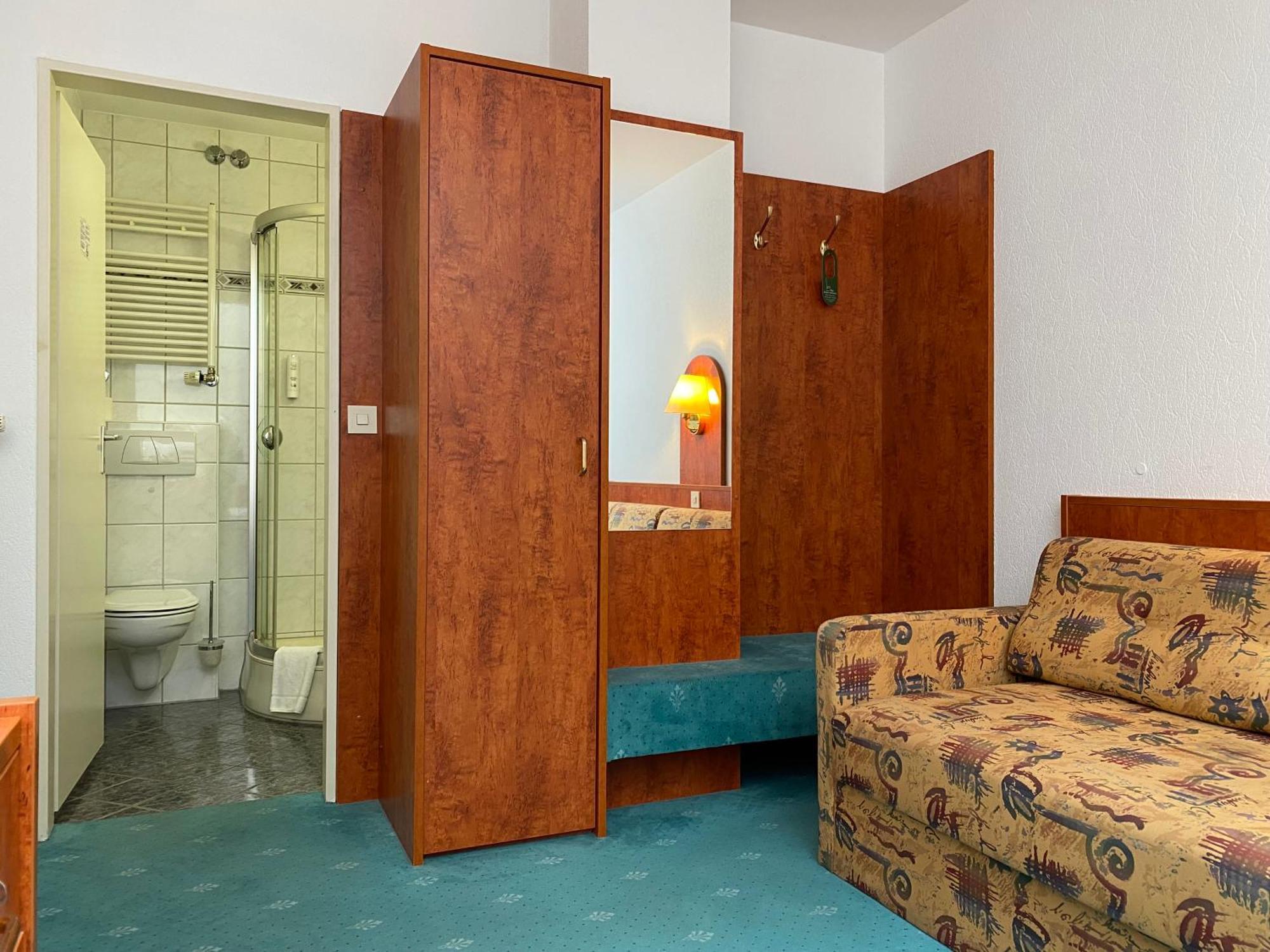 Hotel Hansa Offenbach-sur-le-Main Extérieur photo