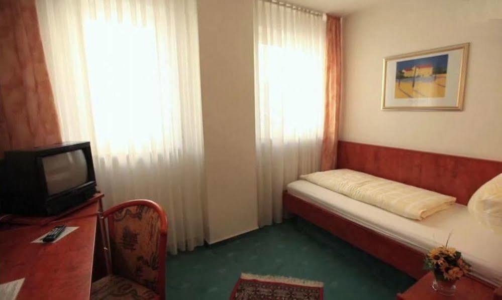 Hotel Hansa Offenbach-sur-le-Main Extérieur photo